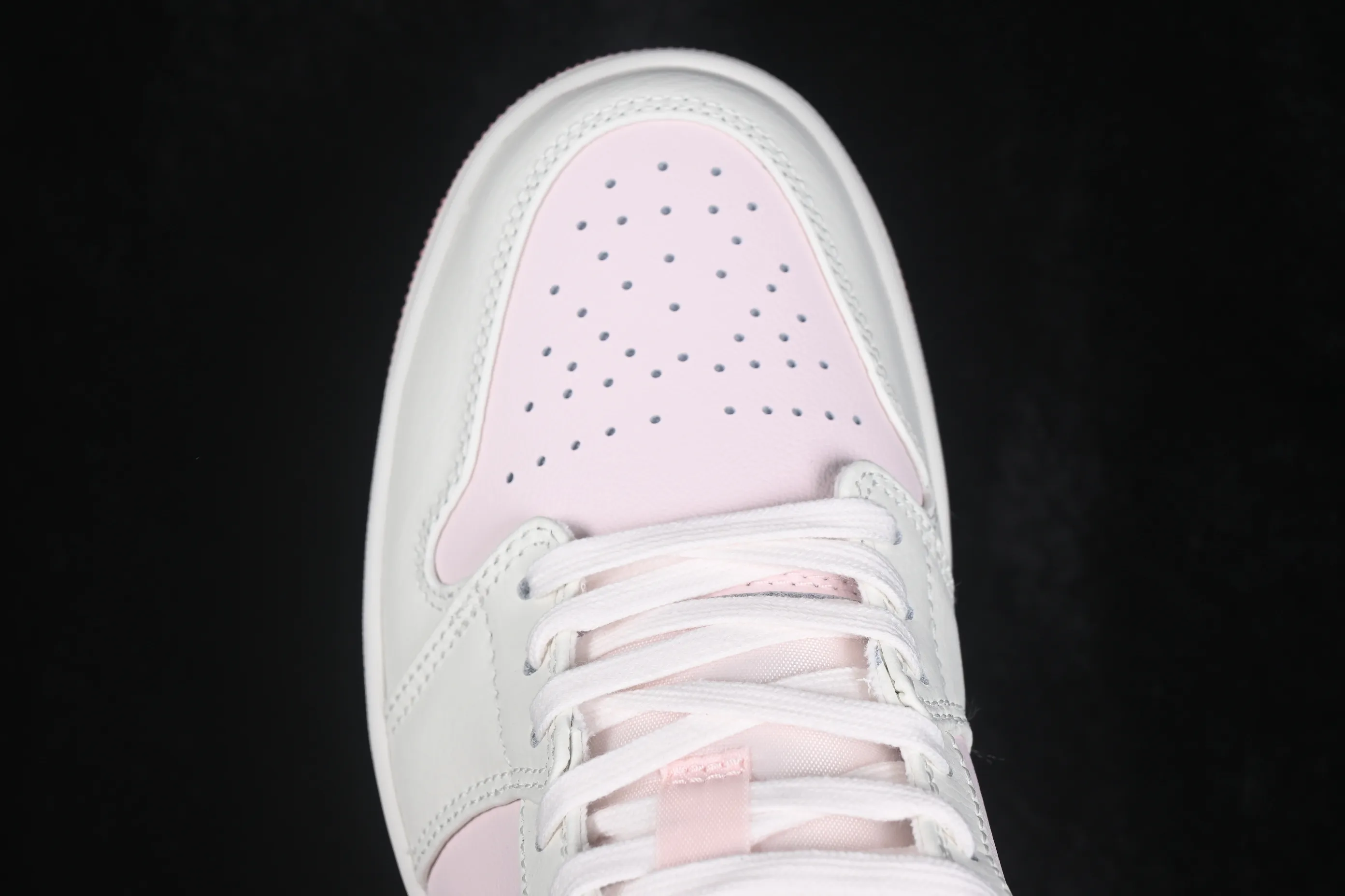All categories Air Jordan Jordan series basketball shoes Air Jordan 1 Low G version pure original Air Jordan 1 Low AJ1 Joe 1 Sakura pink low-top retro culture basketball shoes IH0823-611